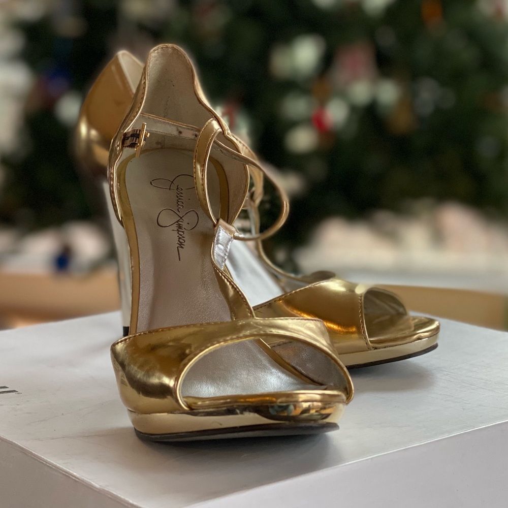 Jessica Simpson gold sandals